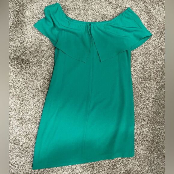 Charles Henry Off-Shoulder Emerald Dress Sz: M - Picture 9 of 11